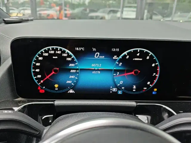 Mercedes-Benz GLA-Class — Фото автомобиля 11