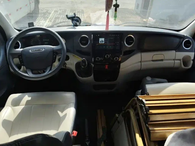 Maxus H90 RV — Фото автомобиля 12