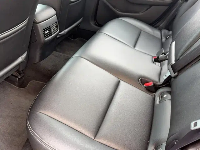 Mazda Axela — Фото автомобиля 14