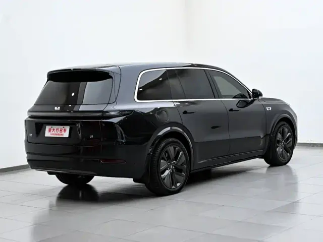 Li Auto L9 — Фото автомобиля 7