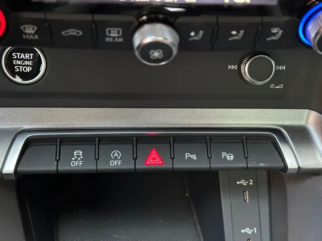 Audi Q3 — Фото автомобиля 13