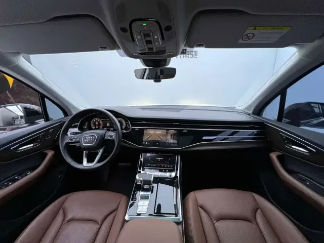 Audi Audi Q7 2022 55 TFSI quattro S line Sport — Фото автомобиля 10