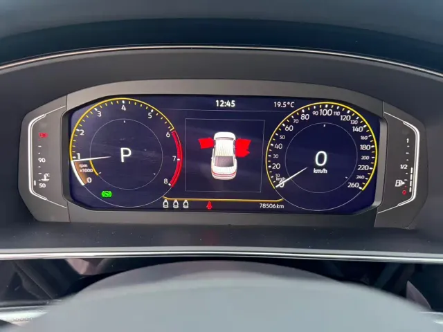 Volkswagen Passat — Фото автомобиля 12
