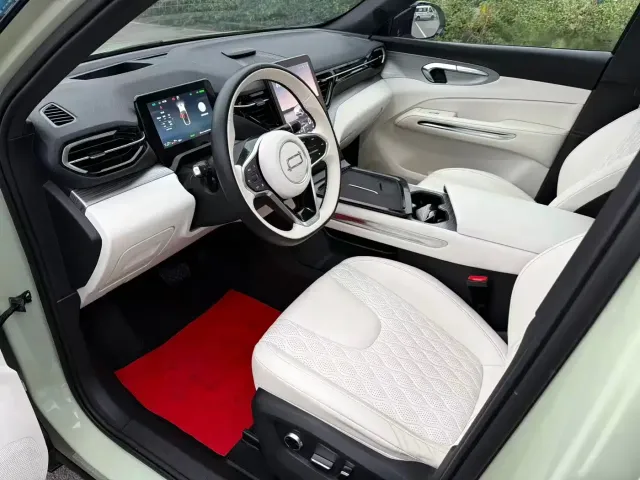 Besturn Yueyi 07 2025 210km Leisure Edition — Фото автомобиля 10
