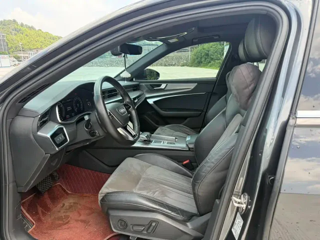 Audi A6L — Фото автомобиля 5