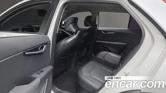 Kia Niro The All New — Фото автомобиля 16