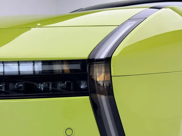 Xpeng P7 — Фото автомобиля 6