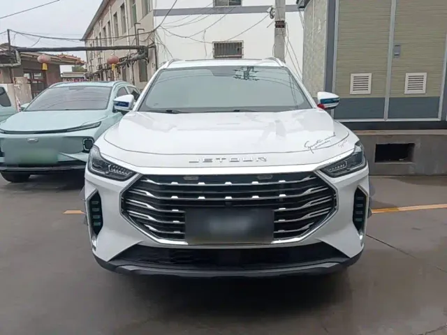 Jetour X70 Plus — Фото автомобиля 2