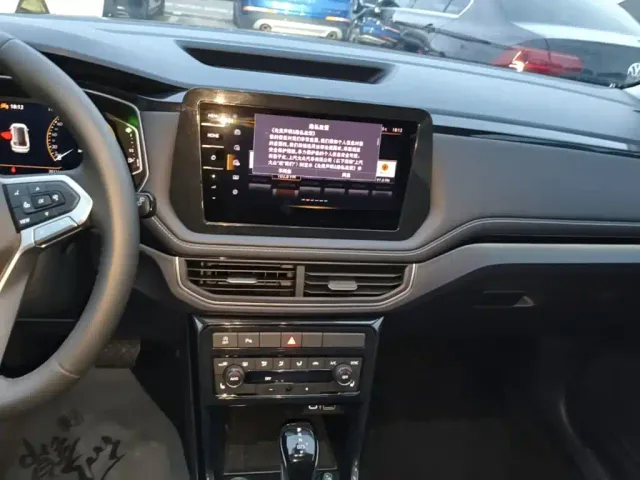 Volkswagen Tharu — Фото автомобиля 12