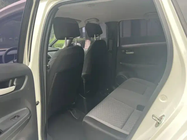 Honda Fit — Фото автомобиля 12