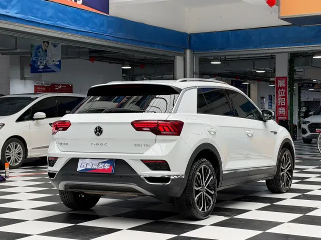 Volkswagen T-Roc — Фото автомобиля 4