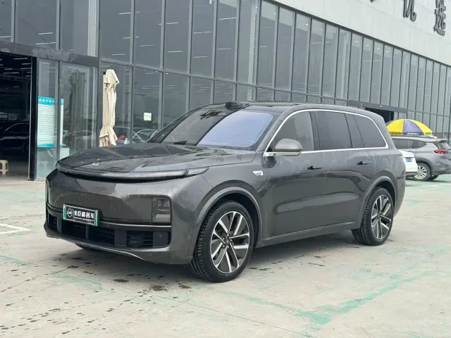 Фотография автомобиля — Li Auto L9