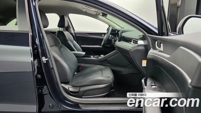Kia K5 Prestige — Фото автомобиля 25