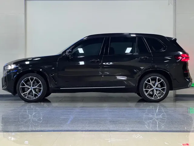 BMW X5 — Фото автомобиля 4