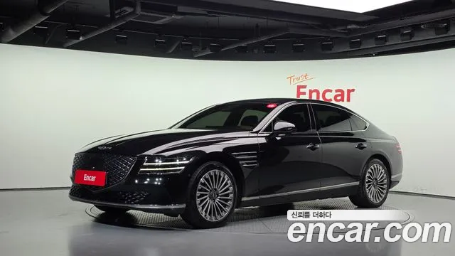 Фотография автомобиля — Genesis G80 RG3
