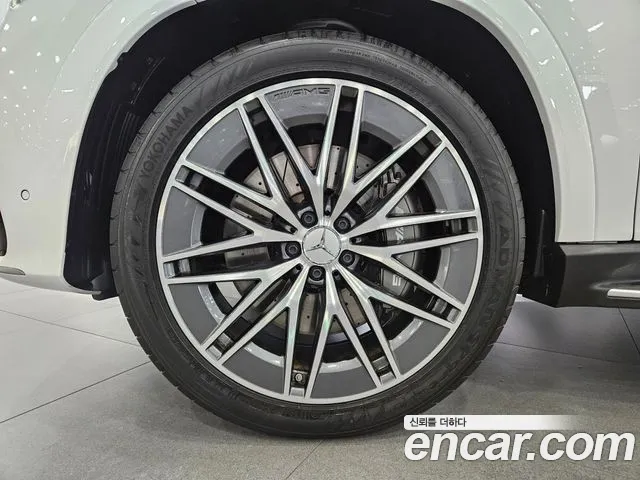 Mercedes-Benz GLE-Class — Фото автомобиля 5