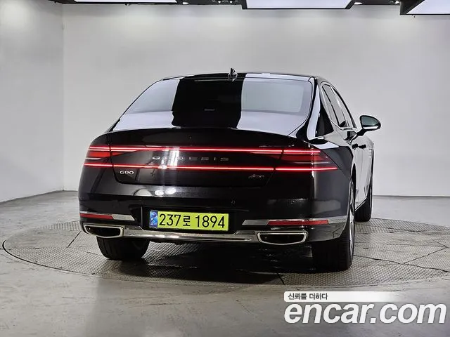 Genesis G90 — Фото автомобиля 4