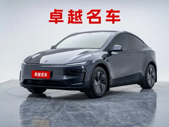 Фотография автомобиля — Tesla Model Y