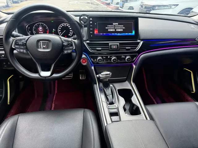 Honda Accord — Фото автомобиля 5