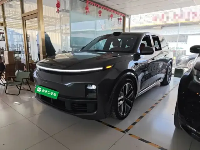 Фотография автомобиля — Li Auto L9