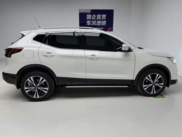 Nissan Qashqai — Фото автомобиля 7