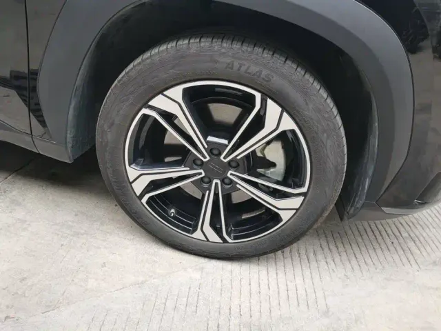 Geely Galaxy L7 — Фото автомобиля 8