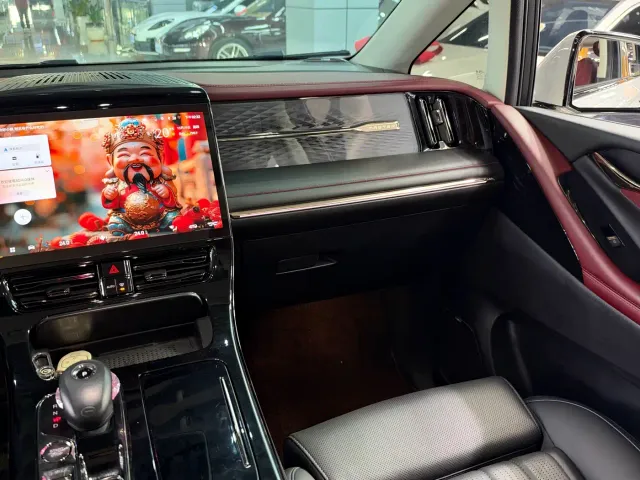 GAC Trumpchi E9 — Фото автомобиля 11