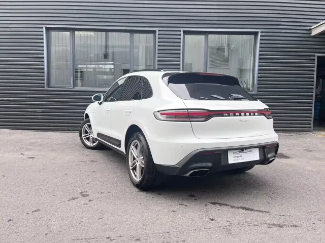 Porsche Macan — Фото автомобиля 8