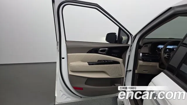 Kia Carnival 4th Gen — Фото автомобиля 13