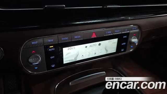Genesis G90 RS4 — Фото автомобиля 24