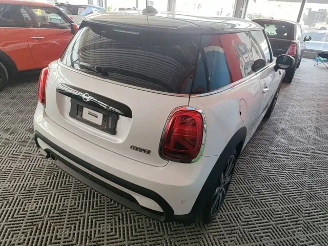 MINI Hatch — Фото автомобиля 6