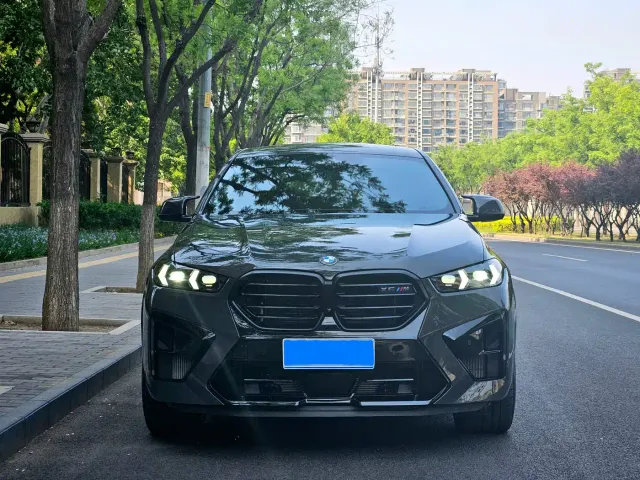 BMW X6 M — Фото автомобиля 4