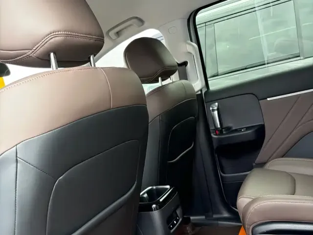Wuling Motors Xingguang 730 New Energy 2025 Model Plug-in Hybrid Base Version — Фото автомобиля 23