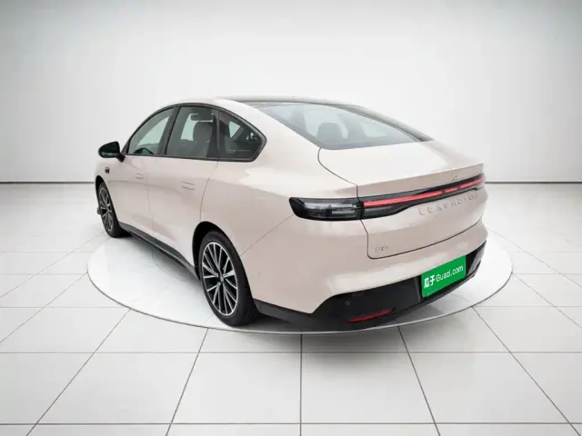 Leapmotor Leapmotor B01 2026 650 LiDAR Edition — Фото автомобиля 22