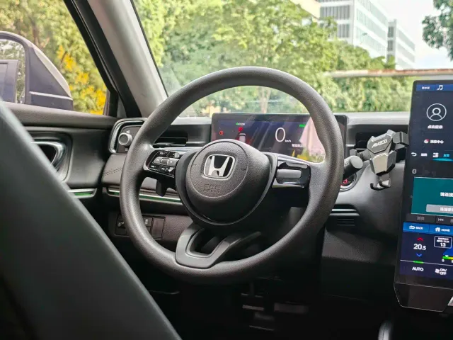 Honda e:NP1 — Фото автомобиля 11
