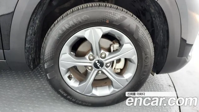 Kia Seltos Новый Seltos Бензин 2.0 2WD — Фото автомобиля 19