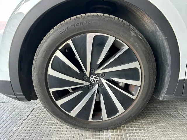 Volkswagen ID.4 X — Фото автомобиля 14