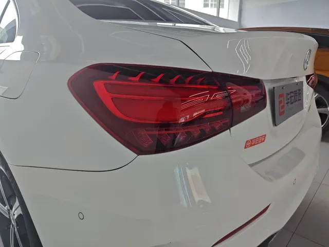 Mercedes-Benz A-Class — Фото автомобиля 24