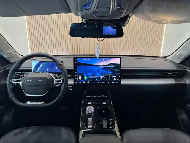 Wuling Starlight — Фото автомобиля 8