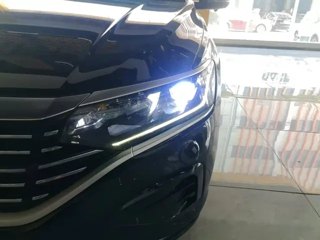Volkswagen Passat — Фото автомобиля 23