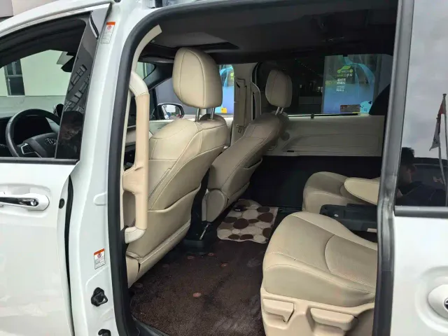 Toyota Granvia — Фото автомобиля 4