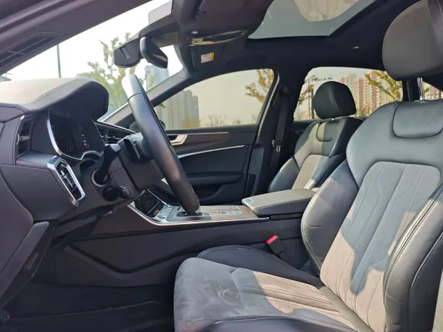 Audi A6L — Фото автомобиля 5