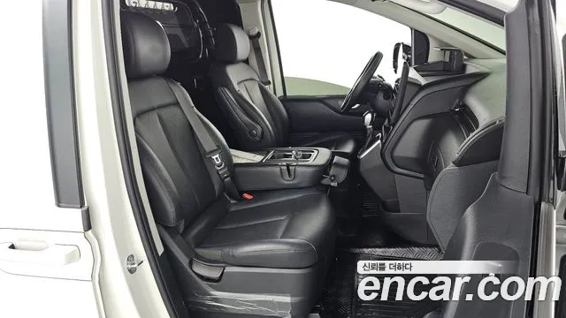 Hyundai Staria — Фото автомобиля 26