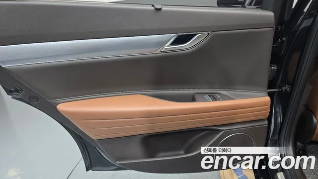 Genesis G80 RG3 — Фото автомобиля 14