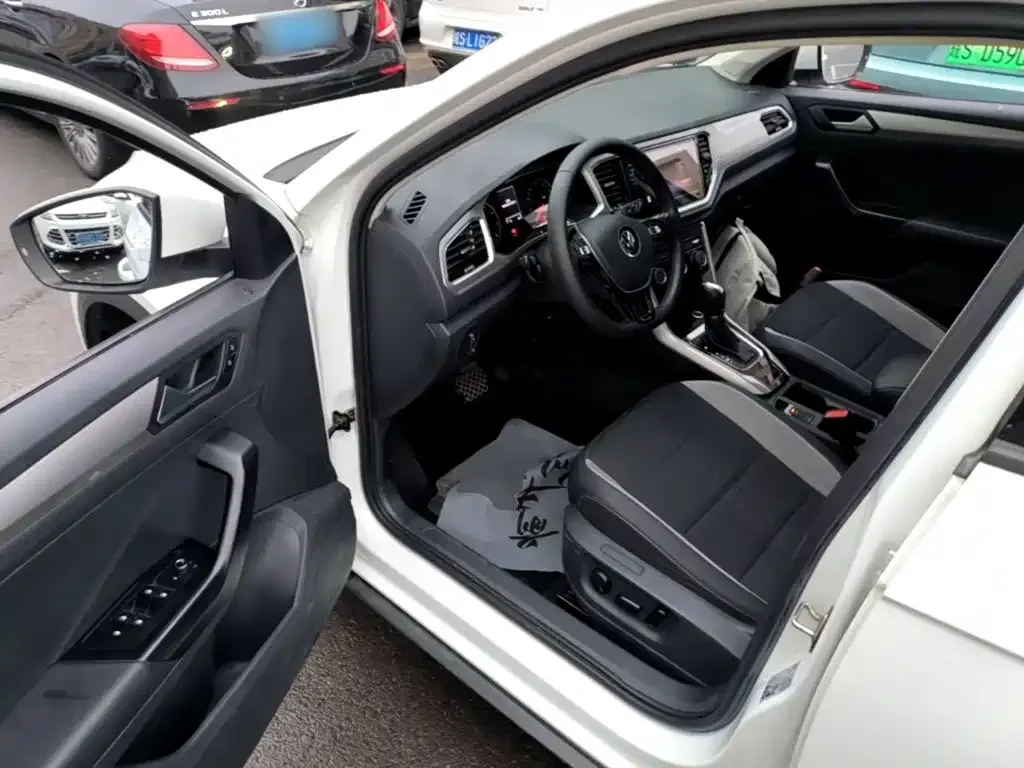 Volkswagen Volkswagen T-ROC 2021 Facelift 280TSI DSG 2WD Elite Smart Connect Edition — Фото автомобиля 15