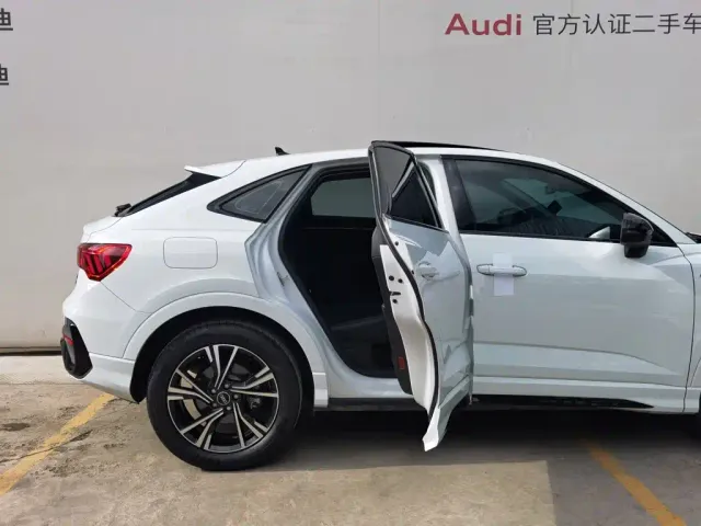 Audi Q3 Sportback — Фото автомобиля 24