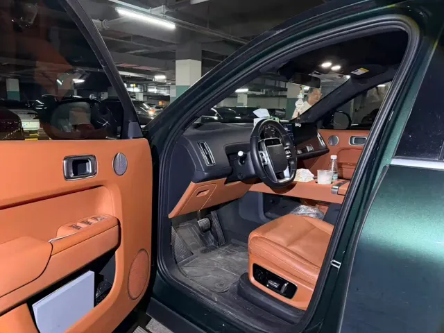 Li Auto Li Xiang L9 2022 Max — Фото автомобиля 13