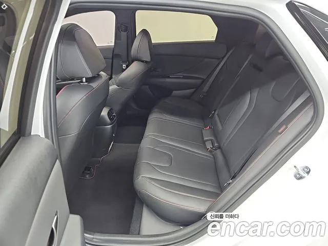 Hyundai Avante CN7 — Фото автомобиля 12