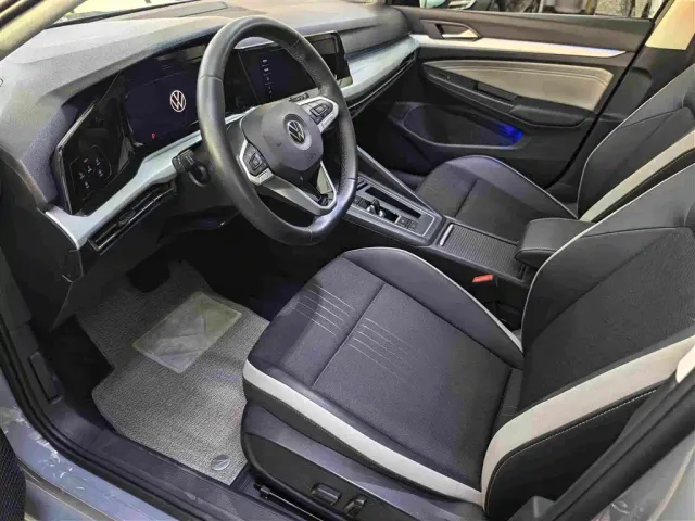 Volkswagen Golf — Фото автомобиля 10
