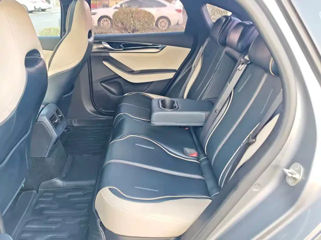 BYD Qin PLUS — Фото автомобиля 17